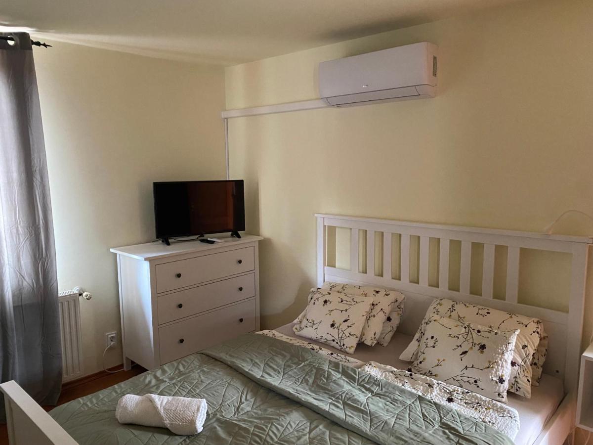 Arpad Apartman Hajdúszoboszló Buitenkant foto